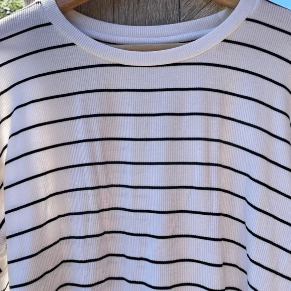 NWOT Slouchy Cropped Long Sleeve Tee - Picture 2 of 6